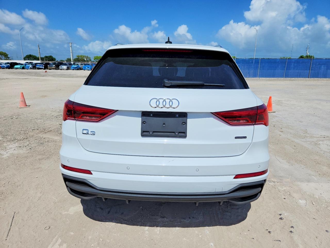 2024 AUDI Q3 S Line quattro Premium