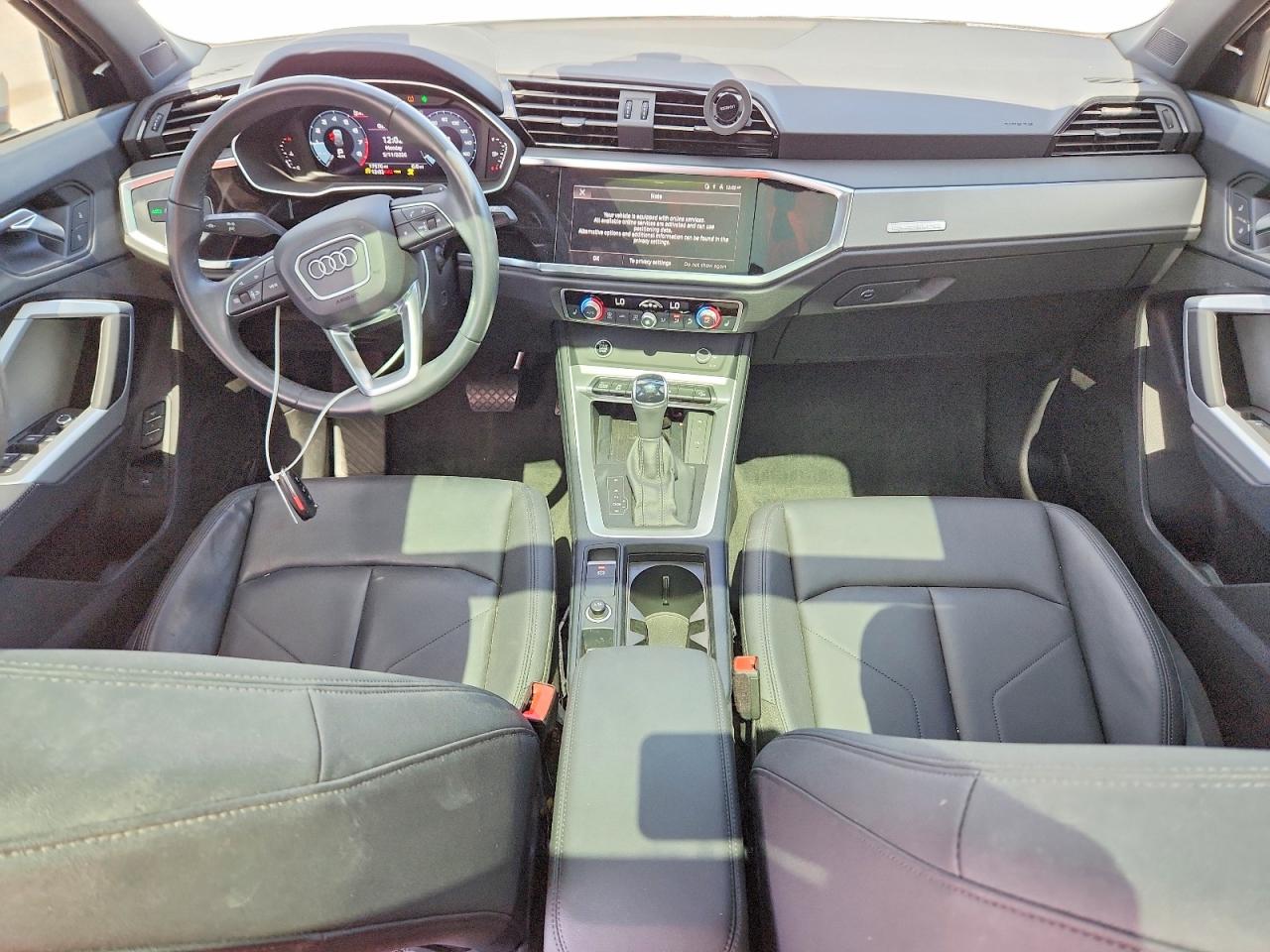 2024 AUDI Q3 S Line quattro Premium