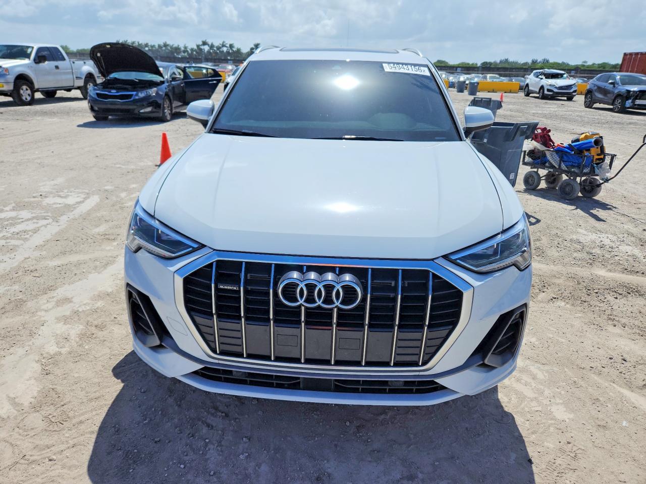 2024 AUDI Q3 S Line quattro Premium