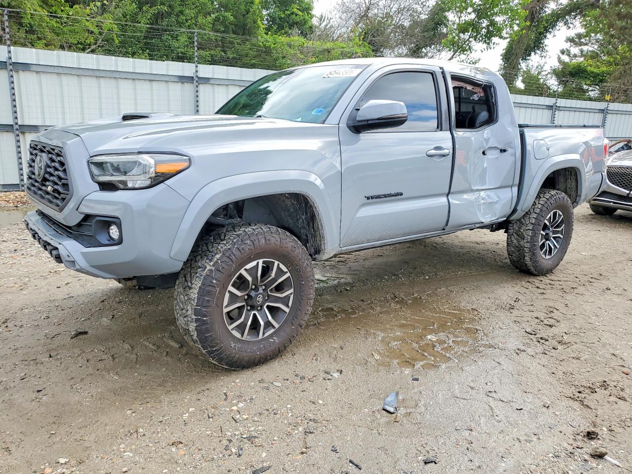 2020 TOYOTA TACOMA SR5