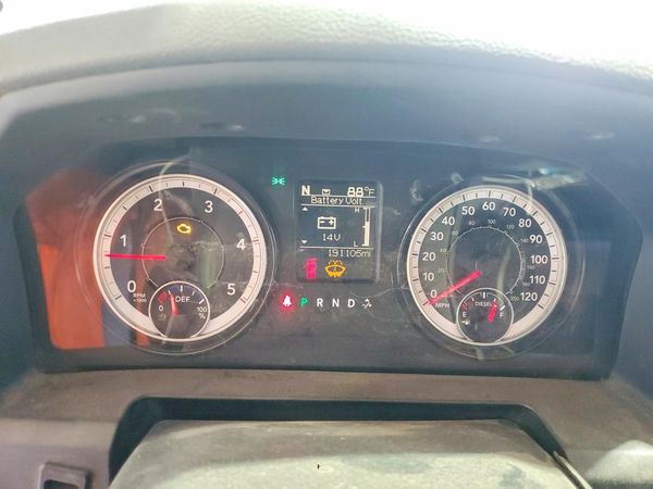 2017 RAM 3500 ST CREW CAB 4X4