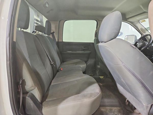 2017 RAM 3500 ST CREW CAB 4X4