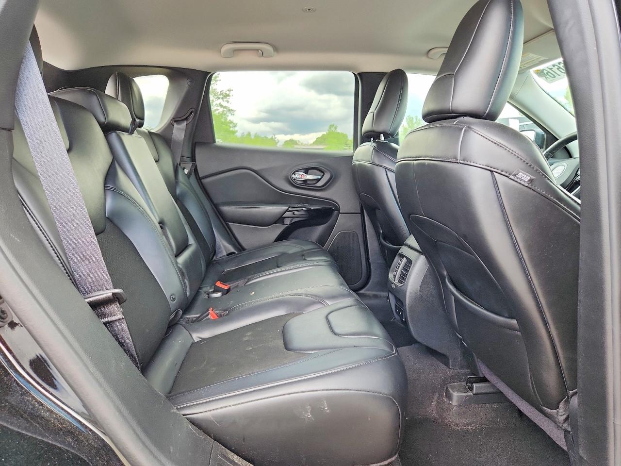2019 JEEP CHEROKEE LATITUDE PLUS 4X4