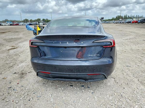 2025 TESLA MODEL 3