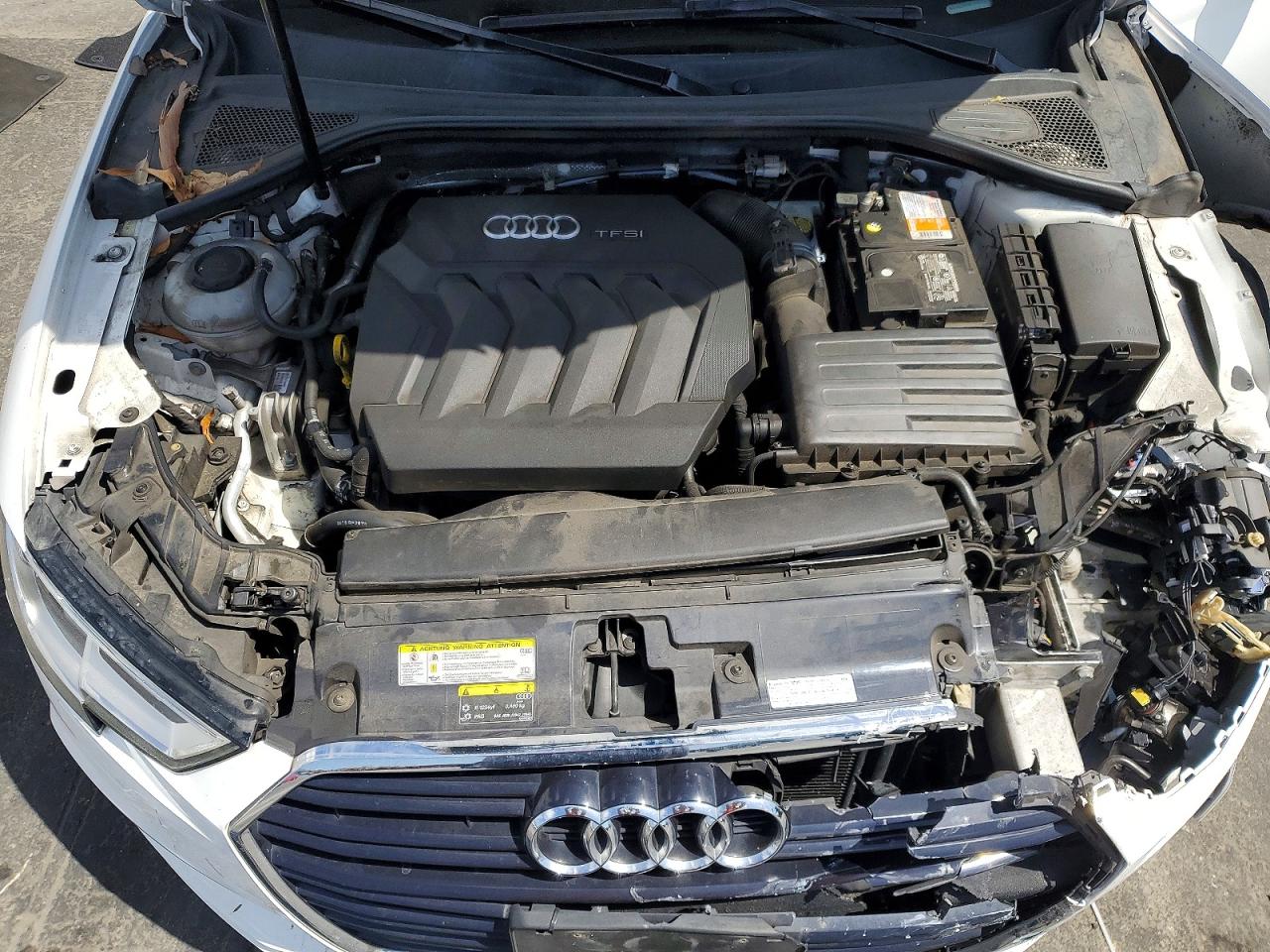 2019 AUDI A3 Premium, Titanium