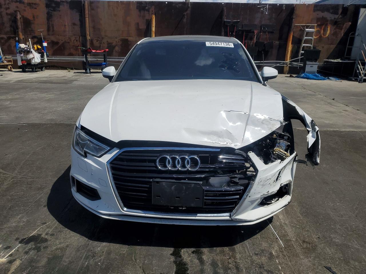 2019 AUDI A3 Premium, Titanium