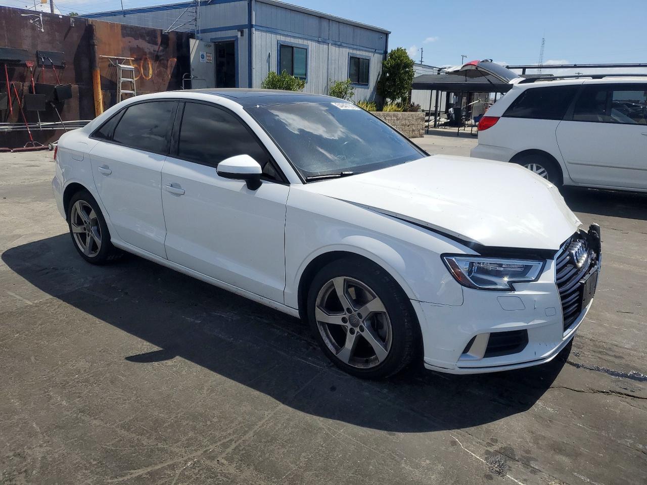 2019 AUDI A3 Premium, Titanium