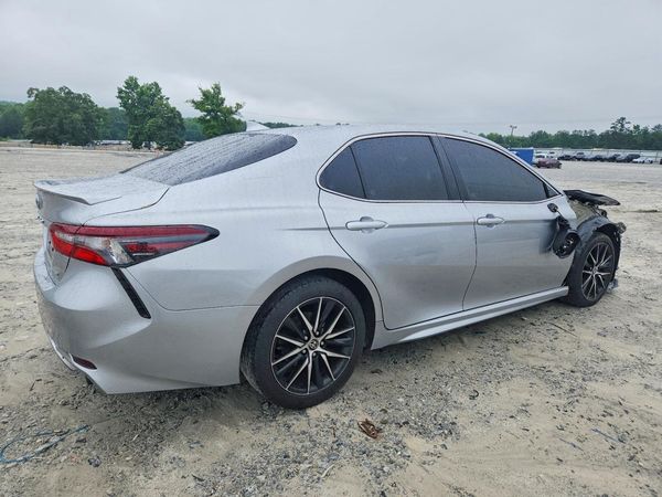 2022 TOYOTA CAMRY
