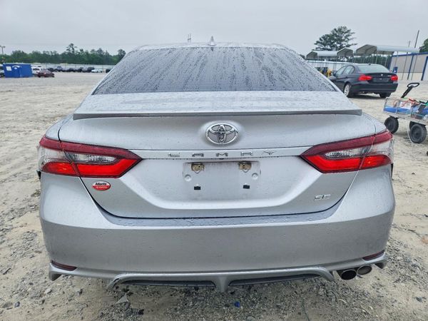 2022 TOYOTA CAMRY
