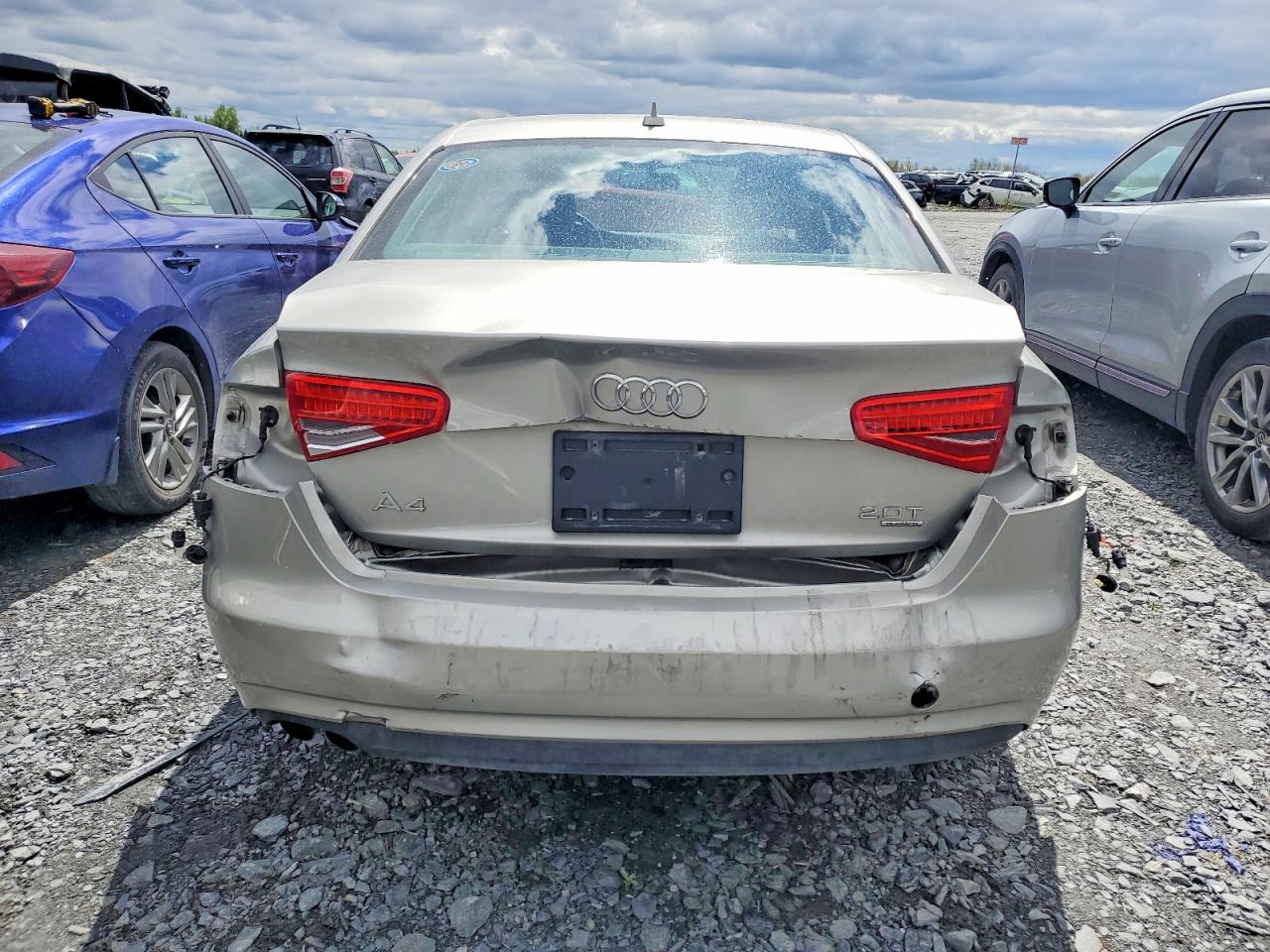 2013 AUDI A4 quattro Premium