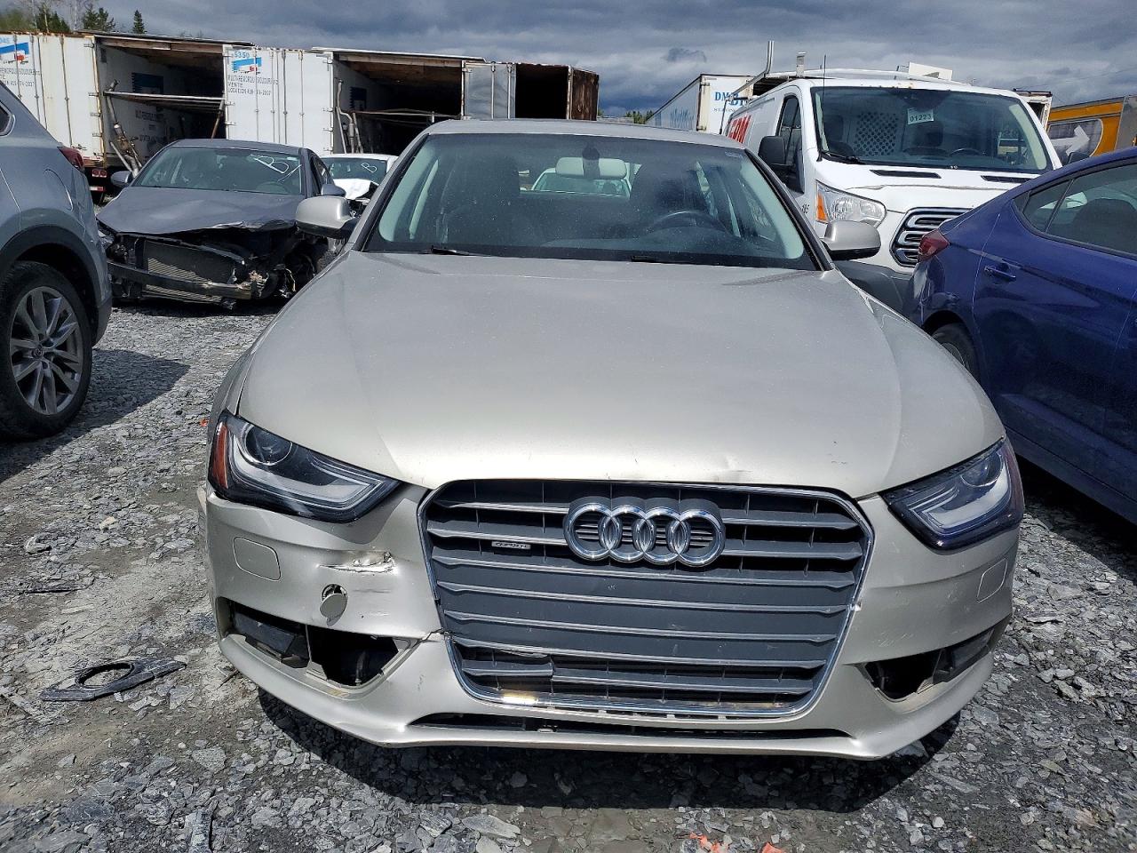 2013 AUDI A4 quattro Premium