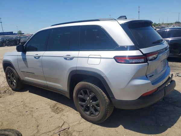 2024 JEEP GRAND CHEROKEE
