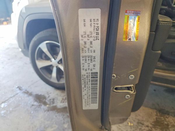 2019 JEEP CHEROKEE LIMITED 4X4