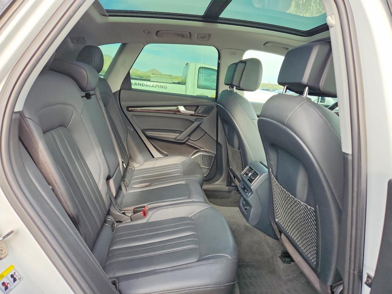 2019 AUDI Q5 quattro Premium Plus