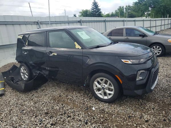 2022 KIA SOUL