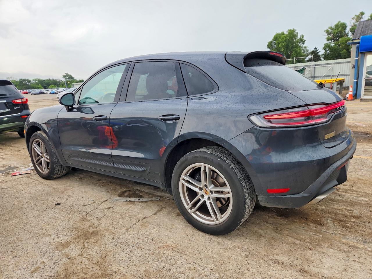 2022 PORSCHE MACAN