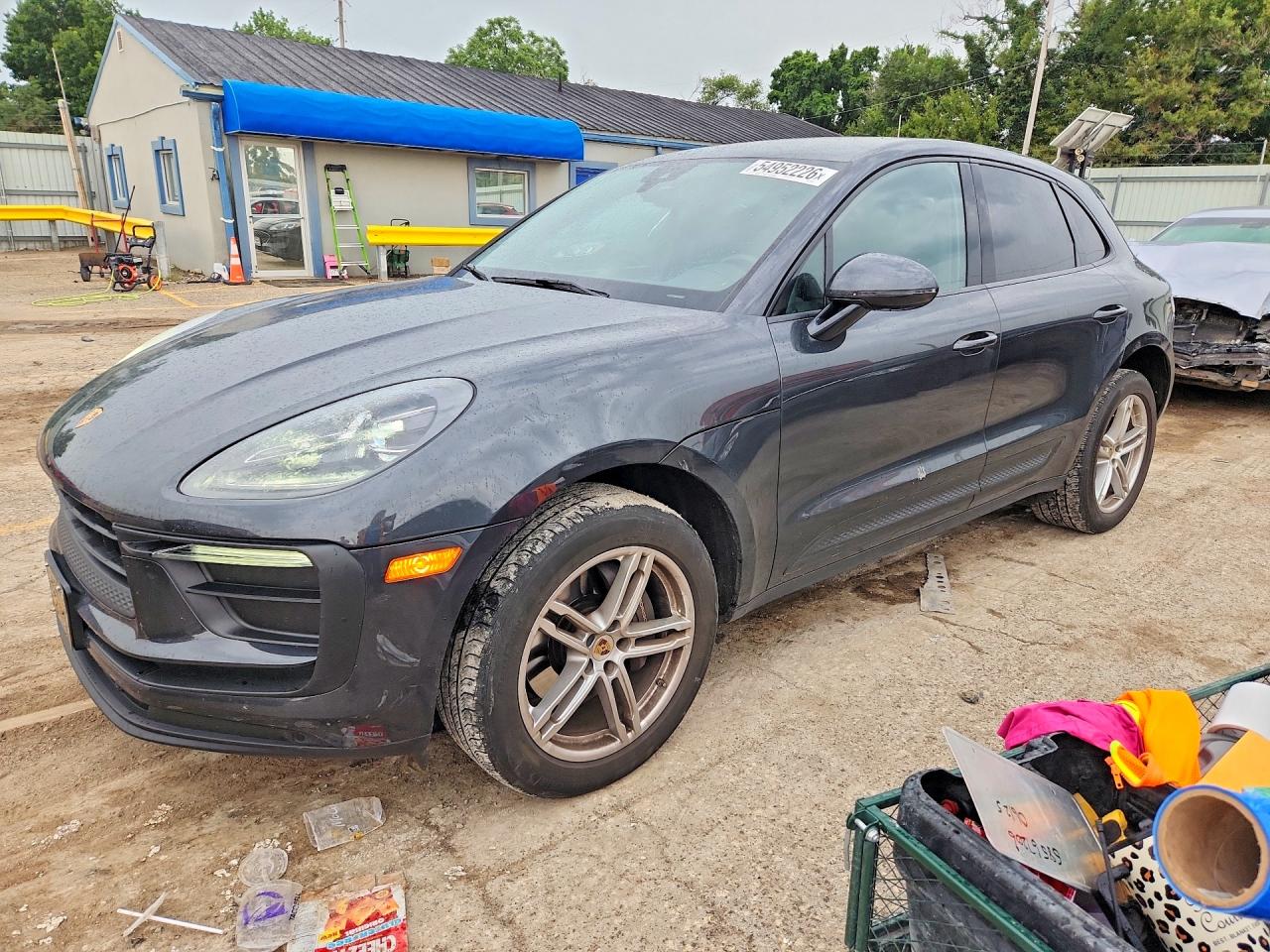 2022 PORSCHE MACAN