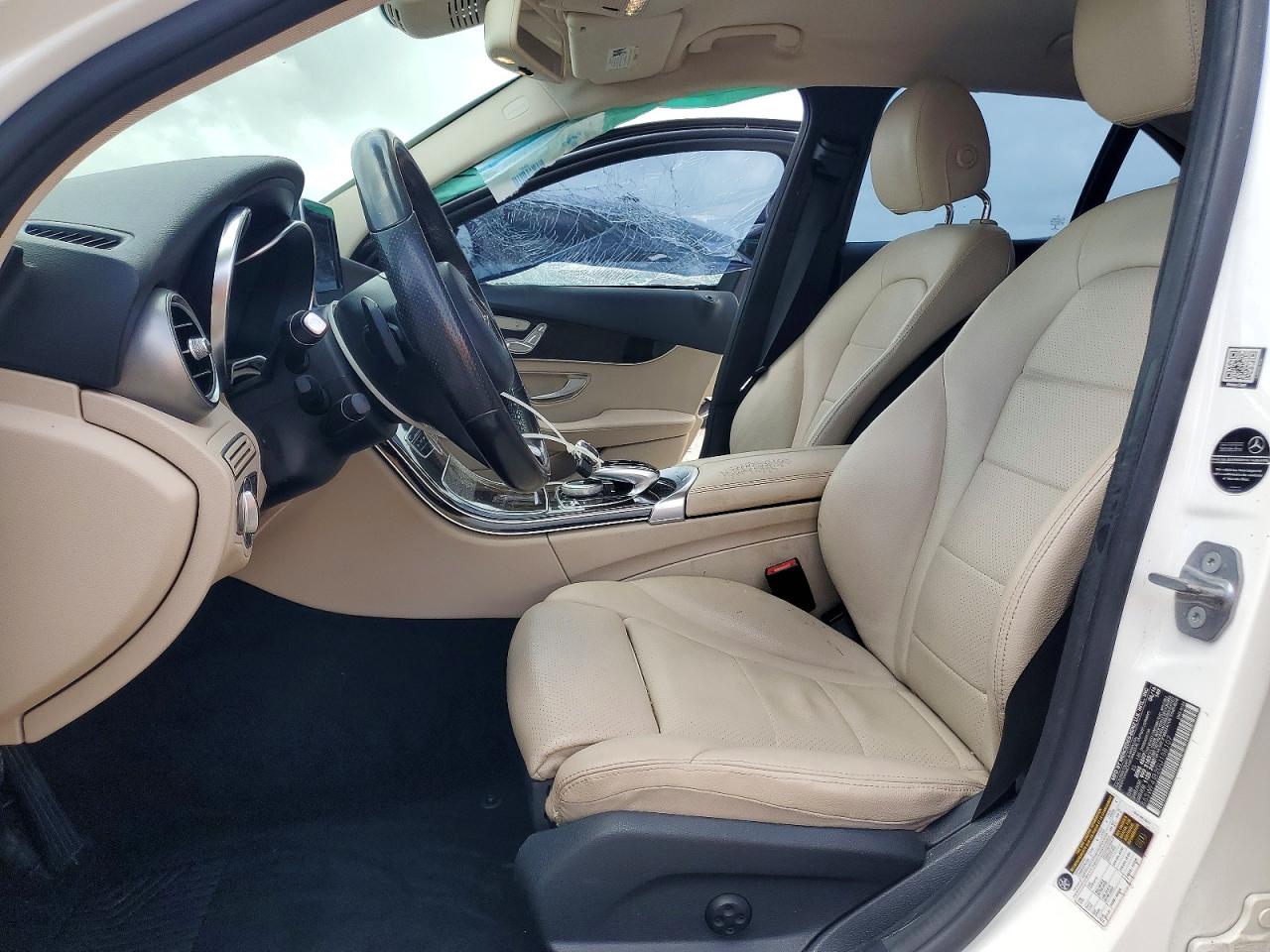 2016 MERCEDES-BENZ C C300