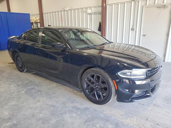 2020 DODGE CHARGER SXT