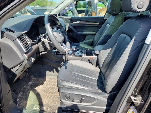2021 AUDI Q5 quattro Premium Plus