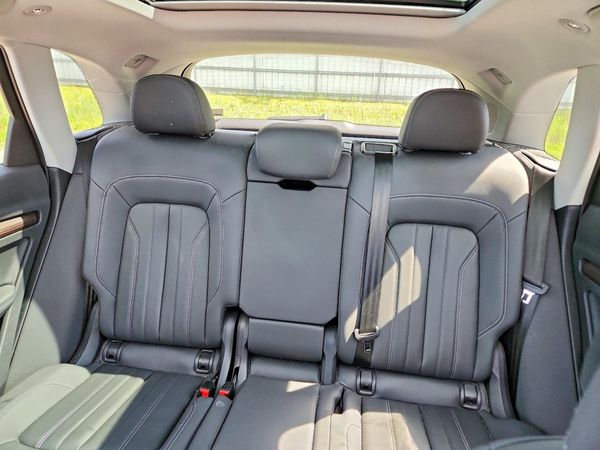2021 AUDI Q5 quattro Premium Plus