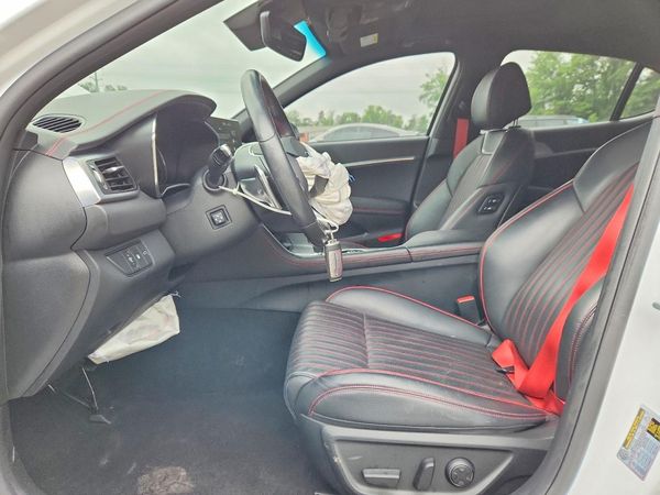 2023 GENESIS G70