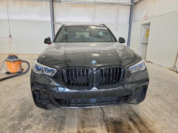 2023 BMW X5 M50i