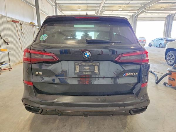 2023 BMW X5 M50i