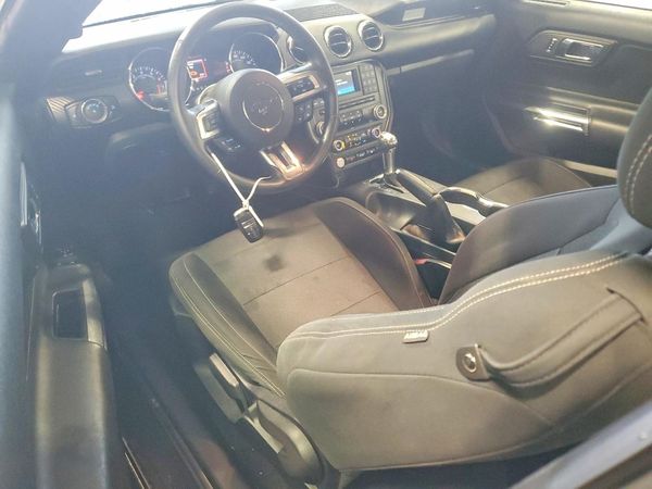 2017 FORD MUSTANG V6 Coupe