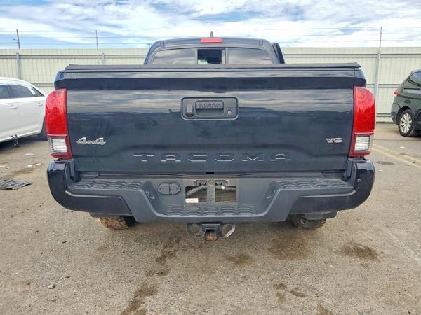 2022 TOYOTA TACOMA SR5