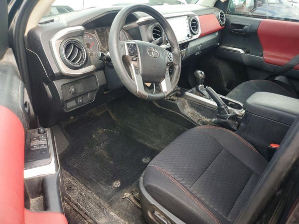 2022 TOYOTA TACOMA SR5