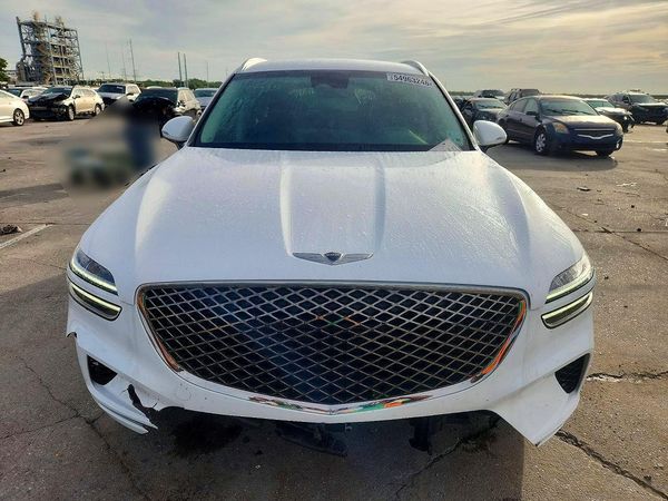 2023 GENESIS GV70