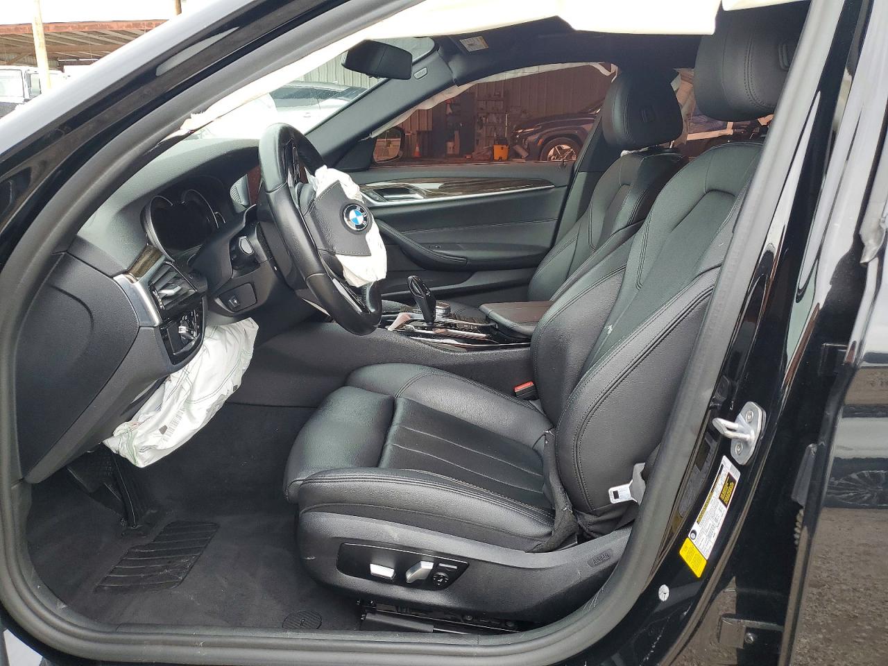 2019 BMW 530