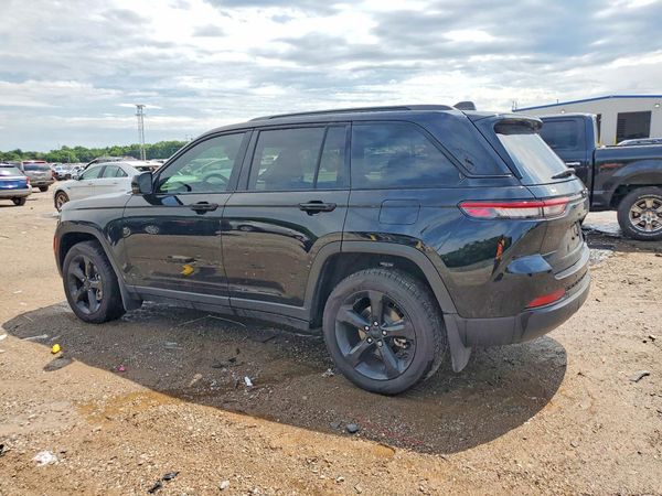 2023 JEEP GRAND CHEROKEE LAREDO 4X2