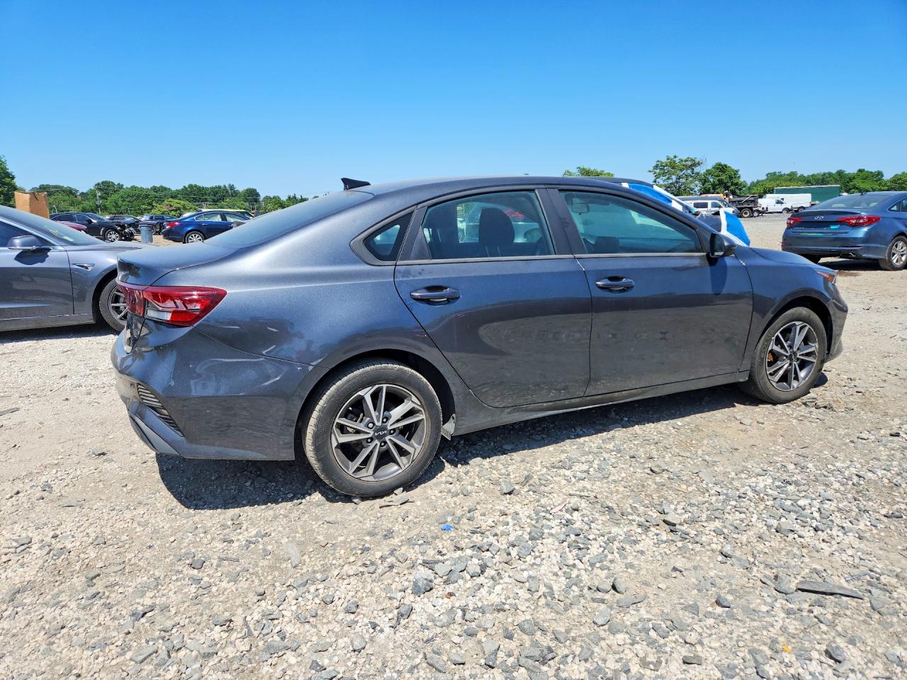 2022 KIA FORTE FE, LXS