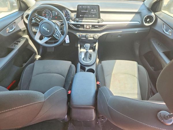 2022 KIA FORTE FE, LXS