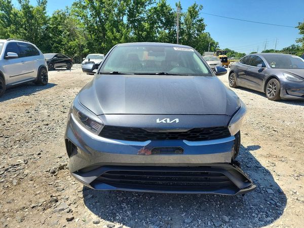 2022 KIA FORTE FE, LXS
