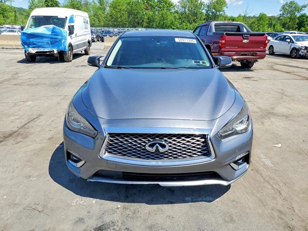 2021 INFINITI Q50 LUXE