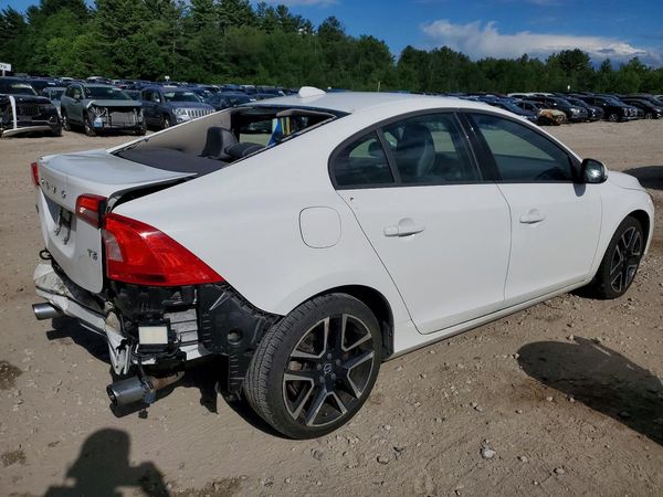 2018 VOLVO S60 Dynamic