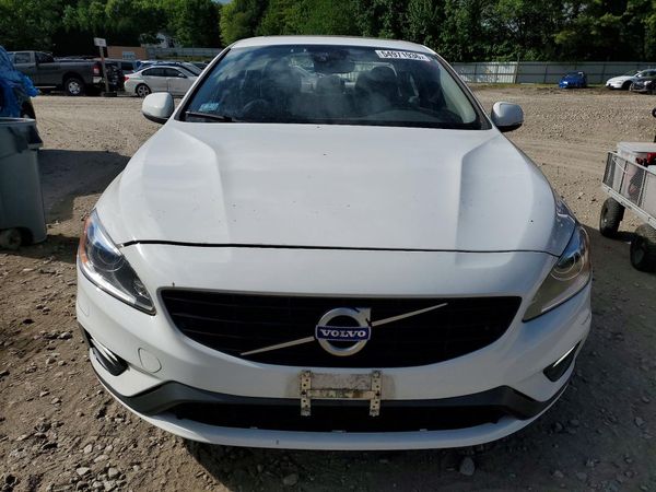 2018 VOLVO S60 Dynamic