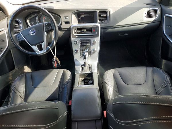2018 VOLVO S60 Dynamic