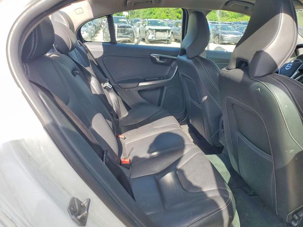 2018 VOLVO S60 Dynamic