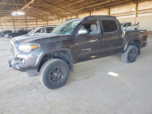 2018 TOYOTA TACOMA