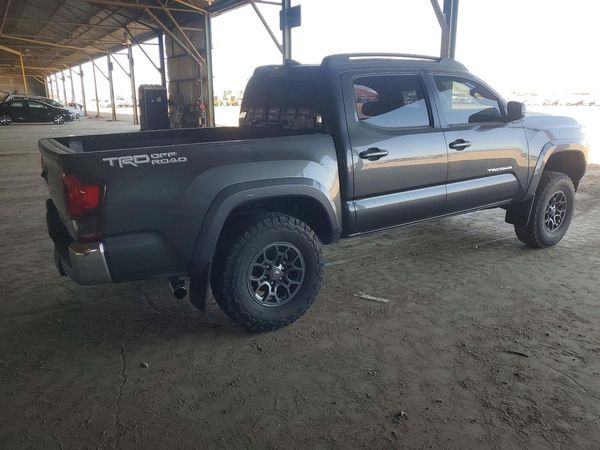 2018 TOYOTA TACOMA