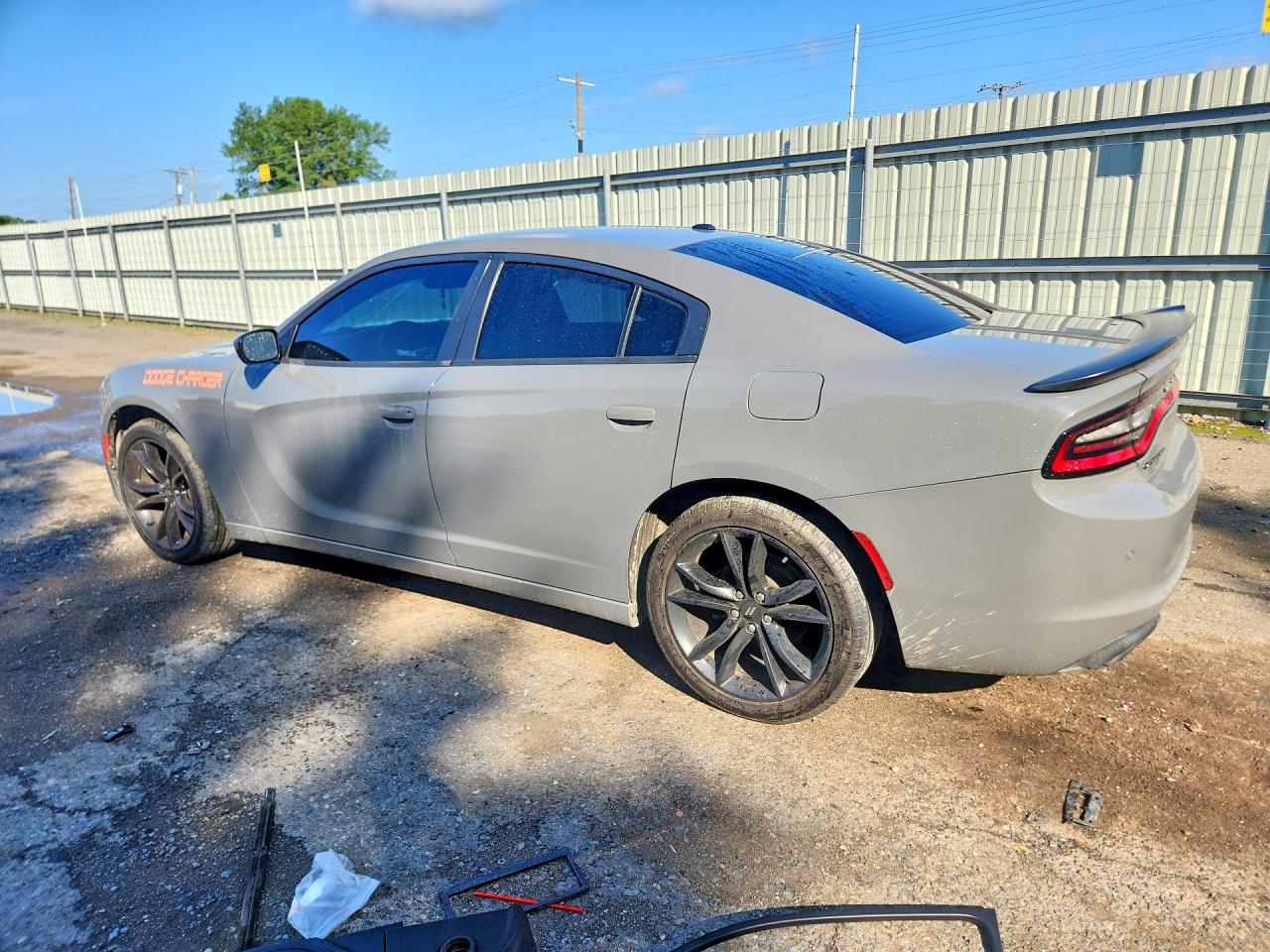 2017 DODGE CHARGER SE
