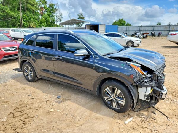 2022 KIA NIRO