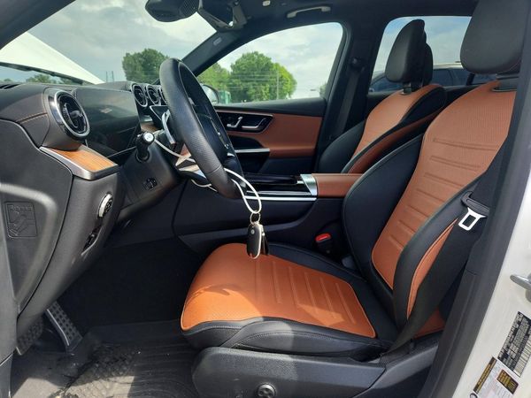 2023 MERCEDES-BENZ GLC GLC300