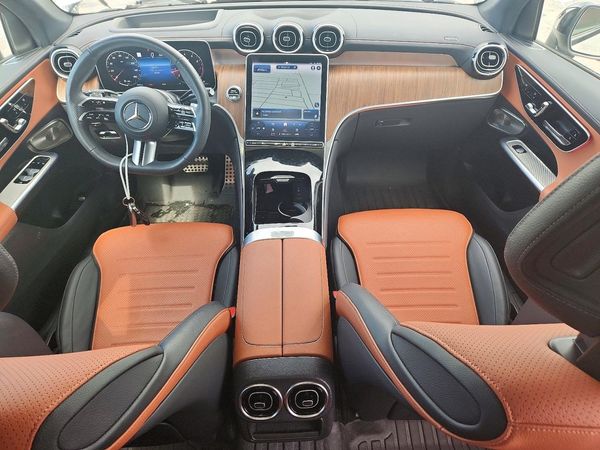 2023 MERCEDES-BENZ GLC GLC300