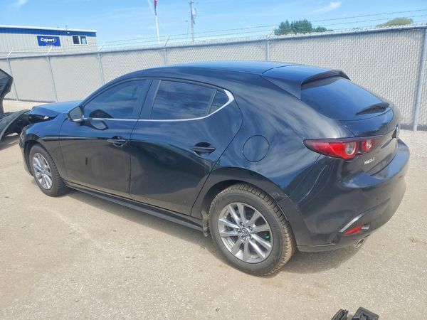 2025 MAZDA 3 Preferred Package