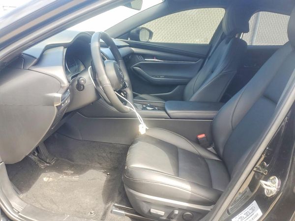 2025 MAZDA 3 Preferred Package